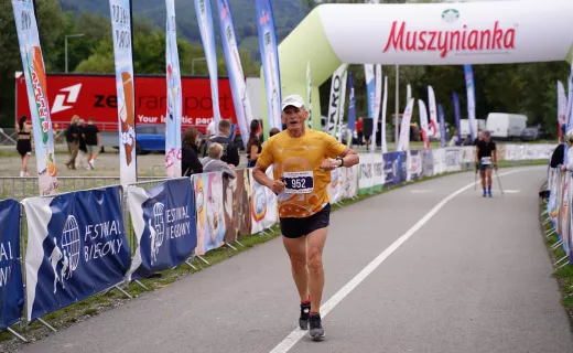 Nie pozostawili złudzeń! W tym roku Bieg Górski na 11 km należał do nich [WIDEO] - 163